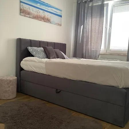 Apartament Wiczlino Teczowa Gdynia Exterior photo